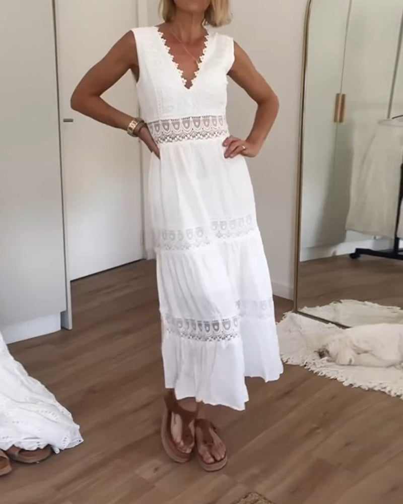 Aurélie™ | Elegáns V-nyakú csipkeruha