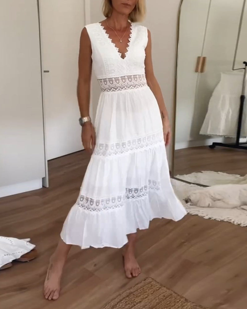 Aurélie™ | Elegáns V-nyakú csipkeruha