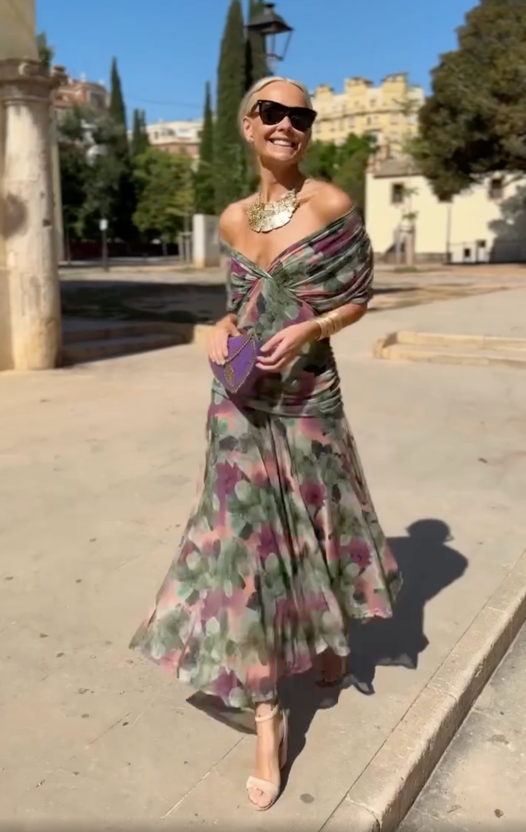 Eloria | Elegáns női ruha | Romantikus, hosszú virágos ruha